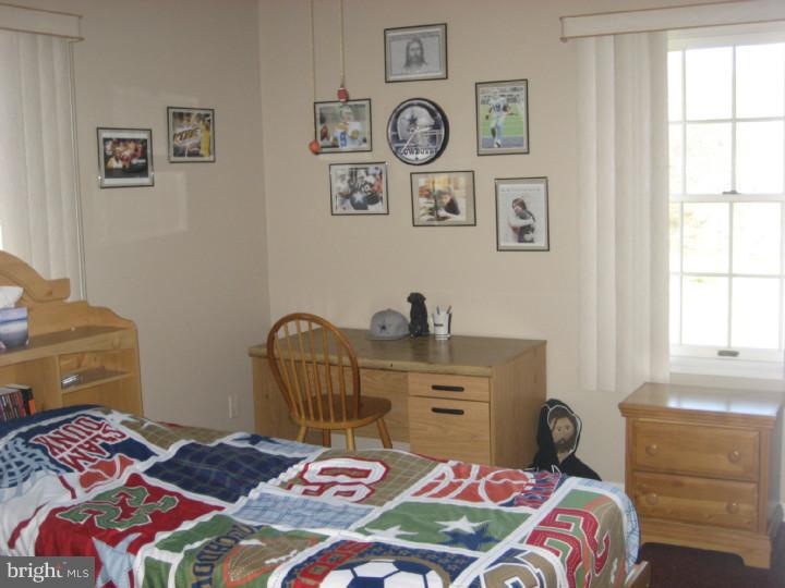 1070 Janvier Road Williamstown, NJ 08094 - Photo 17 of 25 Bedroom 3