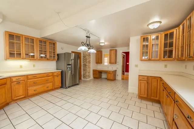 $377,500 | 809 Richards Avenue, Watertown, WI 53094