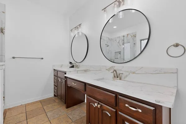 $549,900 | 9807 Silver Creek Drive, Scurry, TX 75158