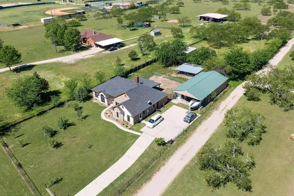 $549,900 | 9807 Silver Creek Drive, Scurry, TX 75158