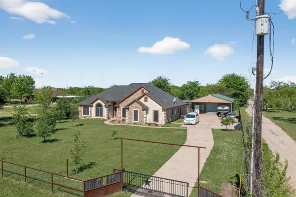 $549,900 | 9807 Silver Creek Drive, Scurry, TX 75158