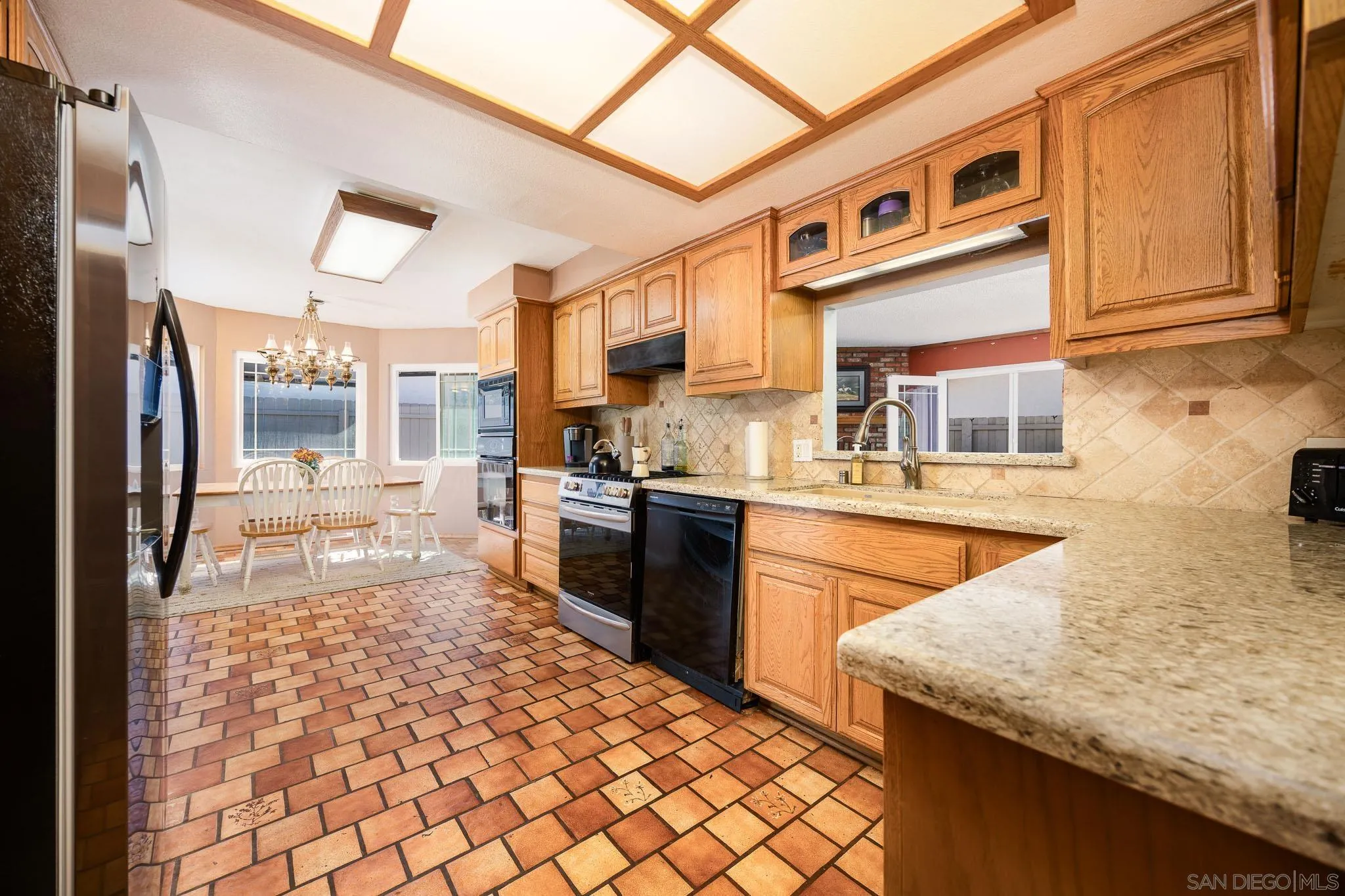 13049 Chrissy Way Lakeside, CA 92040 - Photo 15 of 41