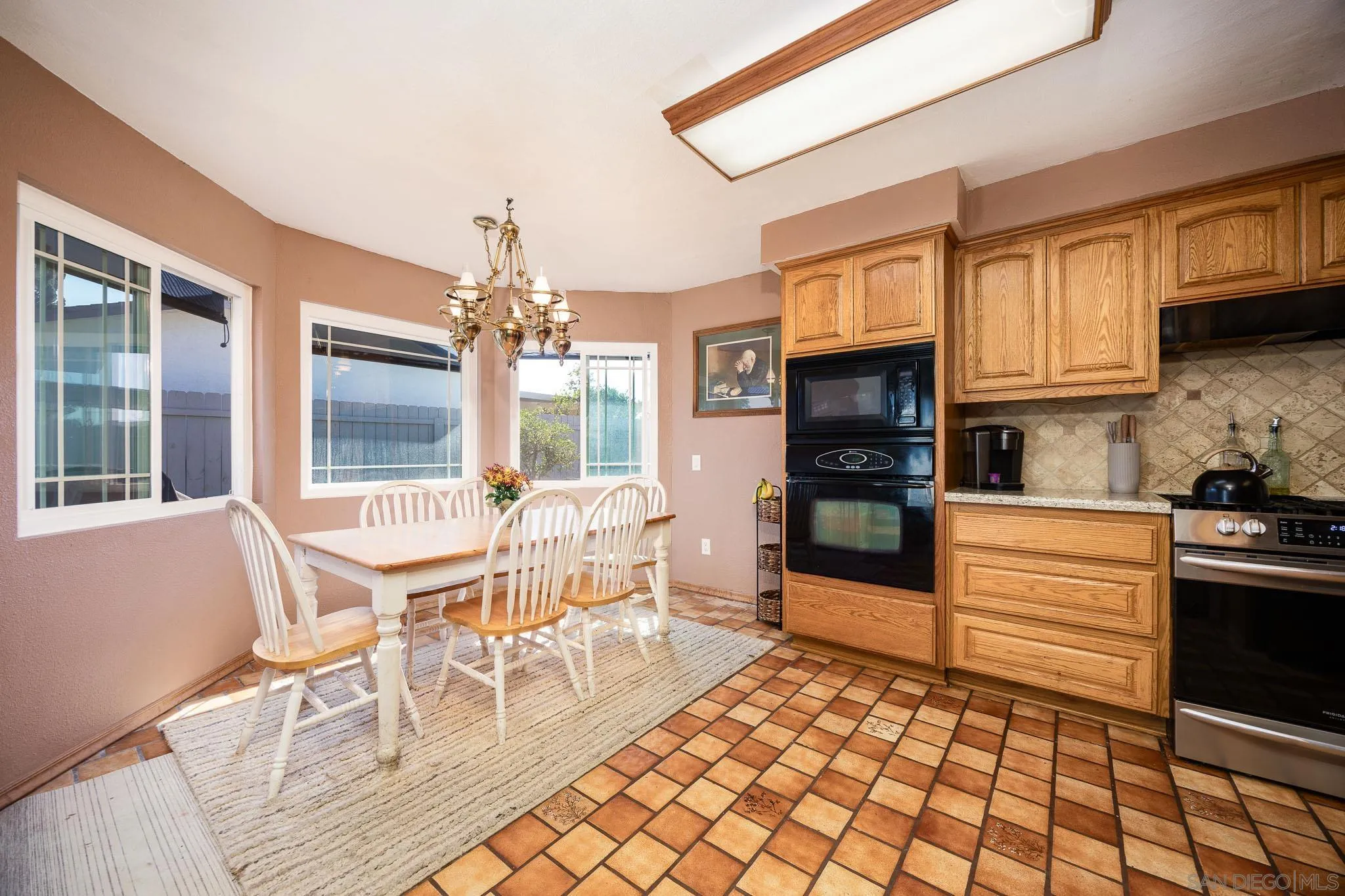 13049 Chrissy Way Lakeside, CA 92040 - Photo 16 of 41