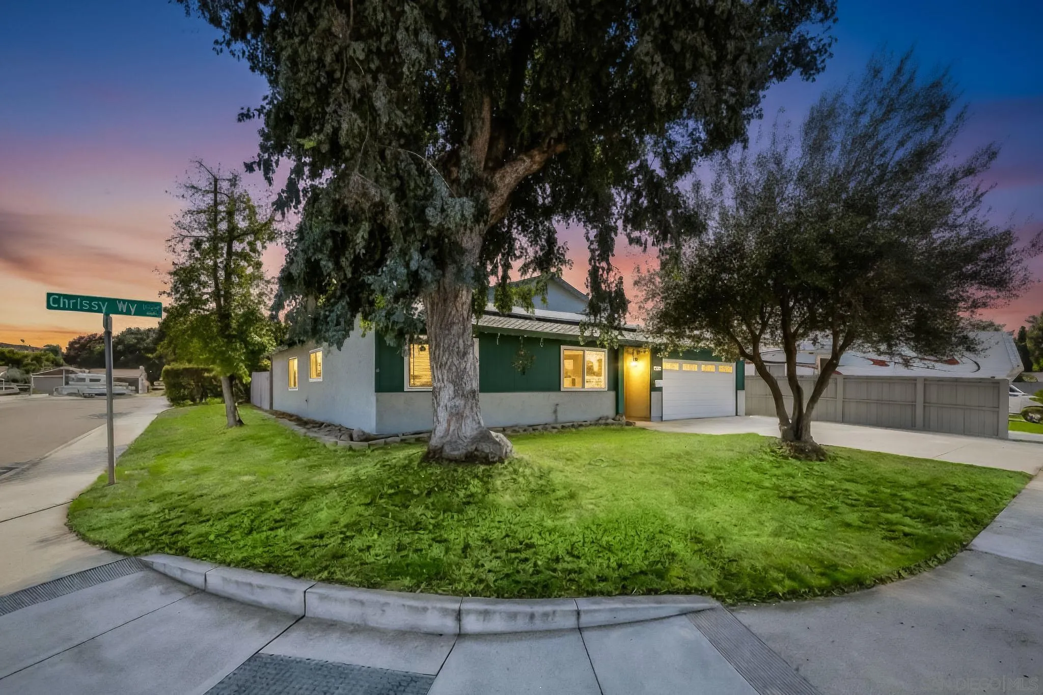 13049 Chrissy Way Lakeside, CA 92040 - Photo 2 of 41