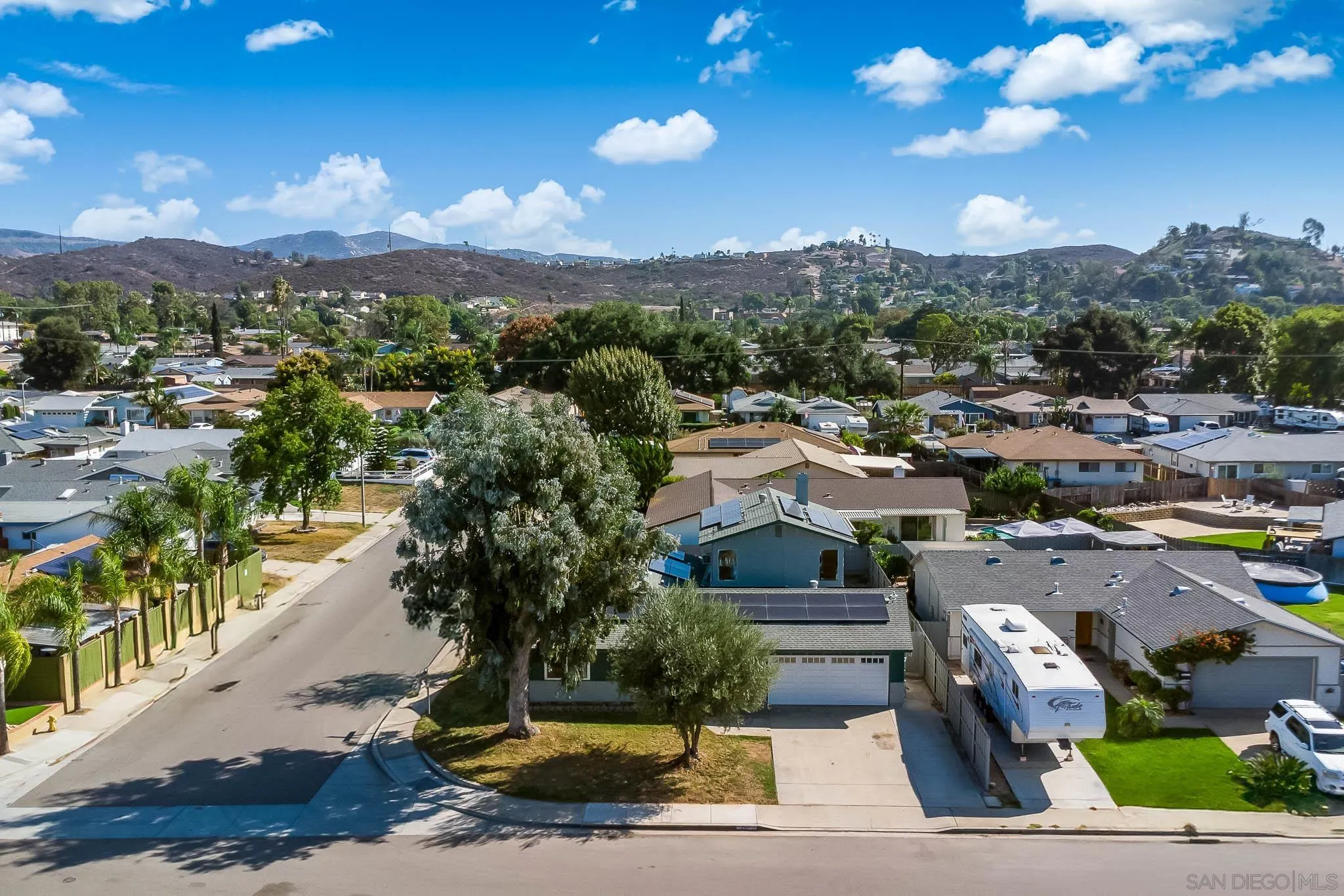13049 Chrissy Way Lakeside, CA 92040 - Photo 36 of 41