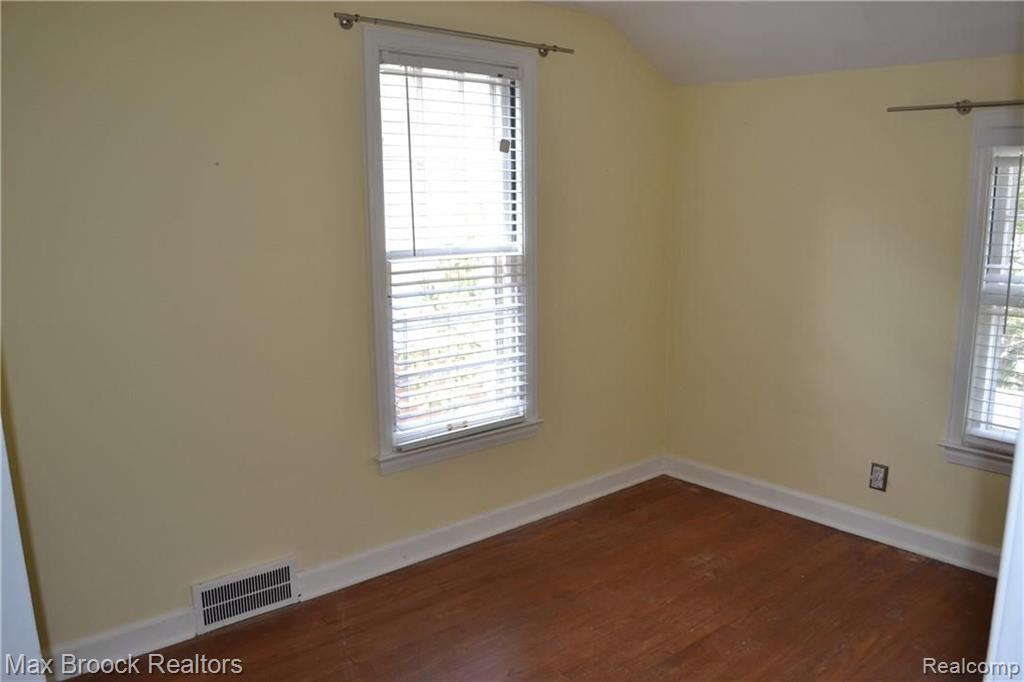 53 Amherst Road Pleasant Ridge, MI 48069 - Photo 19 of 20