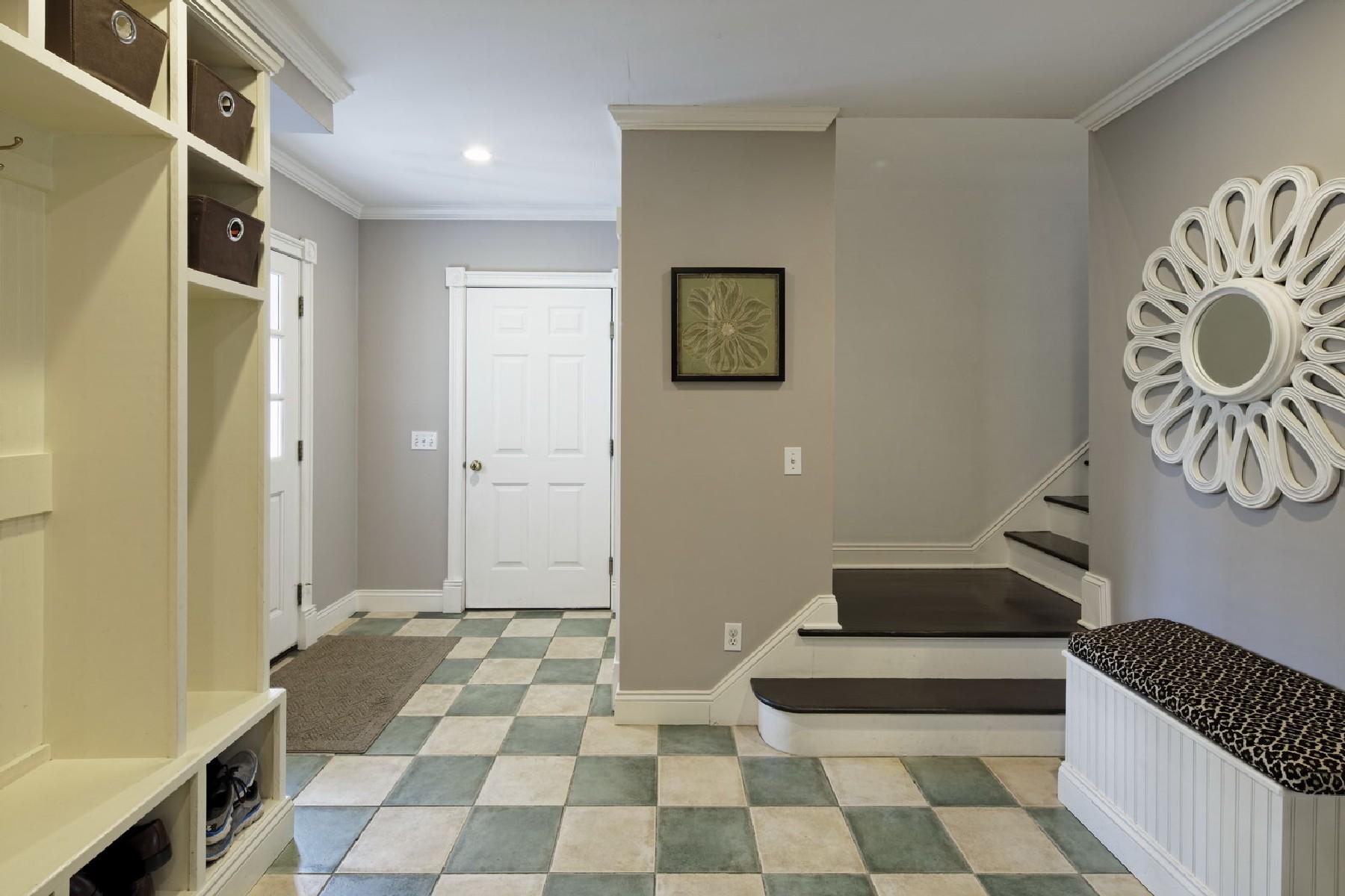 35 Hamilton Lane Darien, CT 06820 - Photo 10 of 25 a room with a black white checkered floor with a black white checkered floor