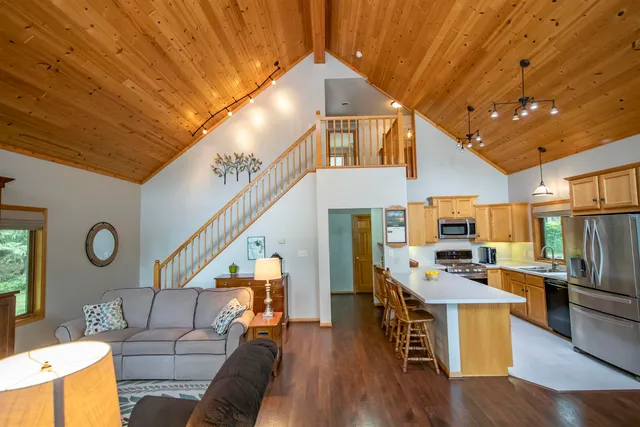 $759,000 | 123 East Stager Lake Drive, Crystal Falls, MI 49920