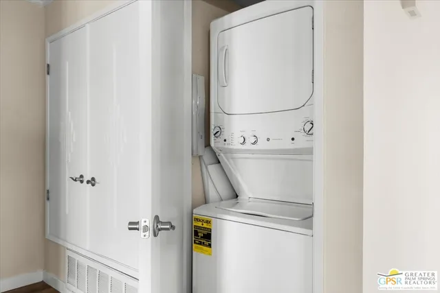 $309,000 | 35200 Cathedral Canyon Drive, Unit J81, Cathedral City, CA 92234