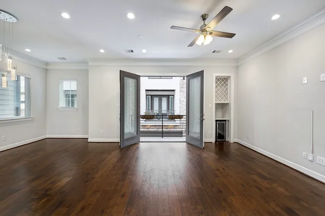 $3,500 | 5932 Petty Street, Unit B, Houston, TX 77007