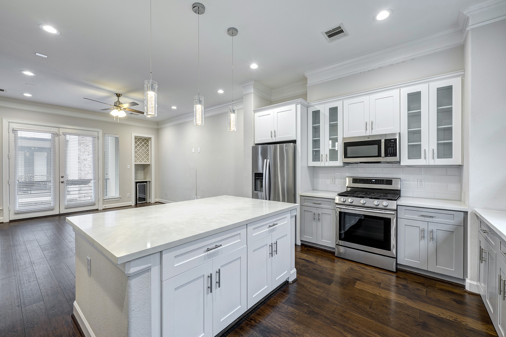 5932 Petty Street, Unit B Houston, TX 77007 - Photo 9 of 19