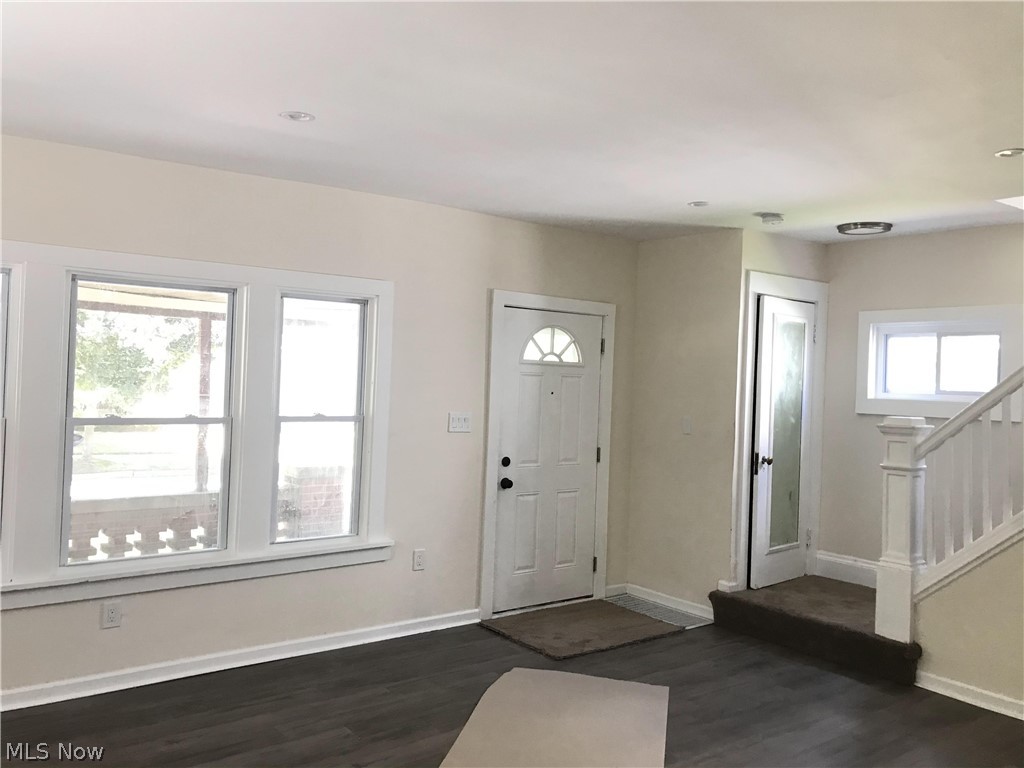 3263 Yorkshire Road Cleveland, OH 44118 - Photo 7 of 20