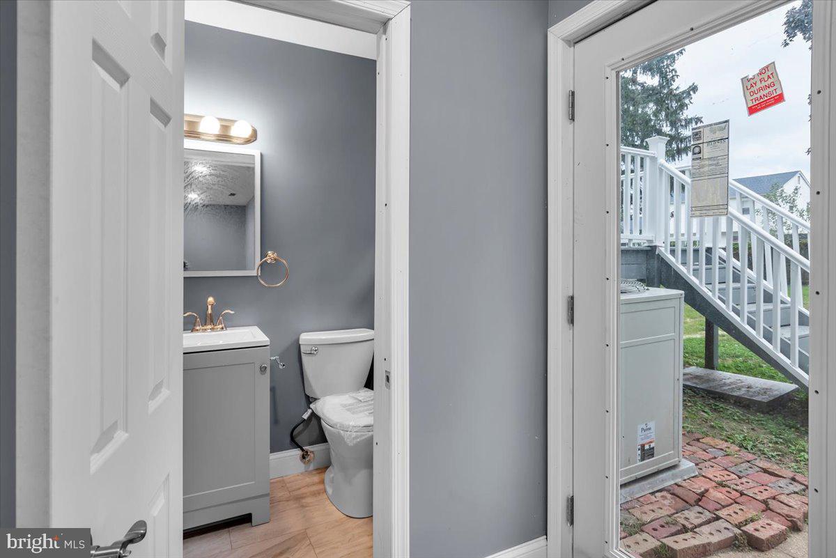 203 Colonial Road Beverly, NJ 08010 - Photo 12 of 24
