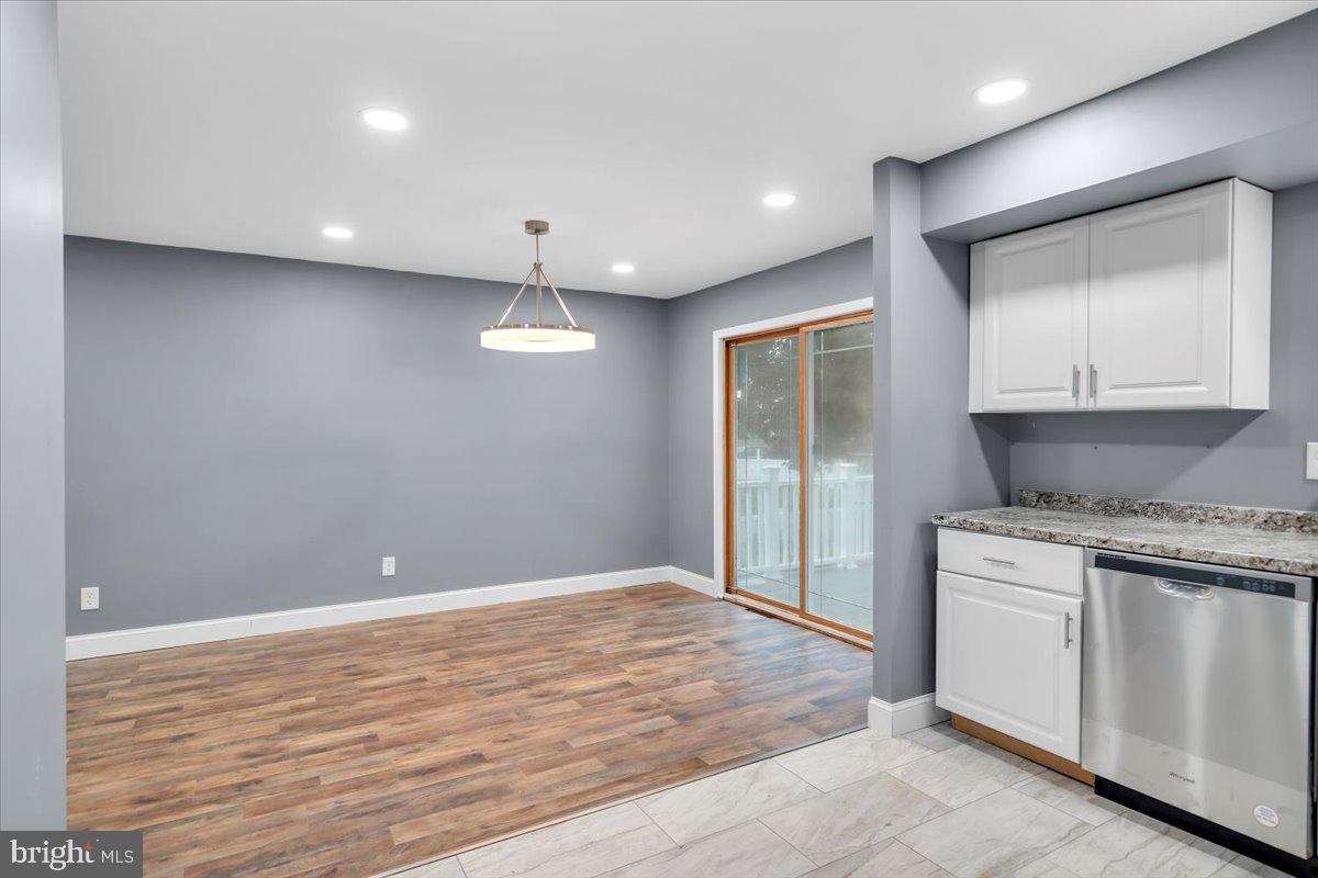203 Colonial Road Beverly, NJ 08010 - Photo 8 of 24