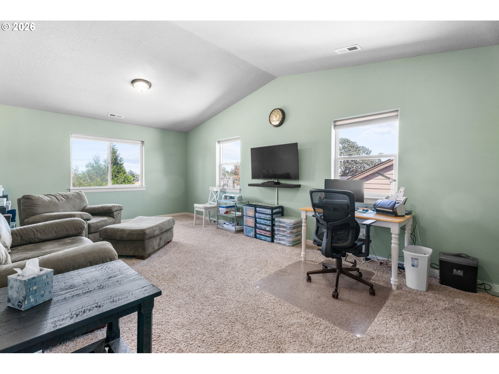 218 Finneys Avenue Molalla, OR 97038 - Photo 26 of 34 a living room with furniture and a flat screen tv