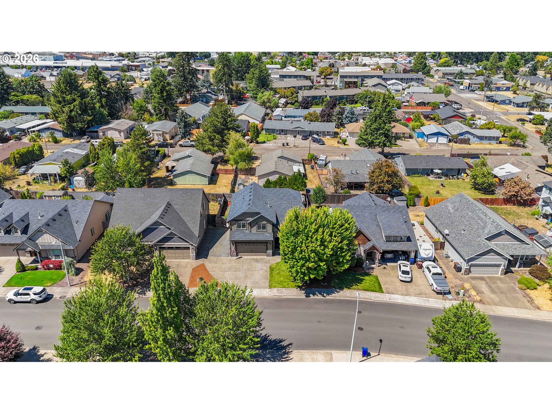 218 Finneys Avenue Molalla, OR 97038 - Photo 32 of 34 an aerial view of a house with a garden