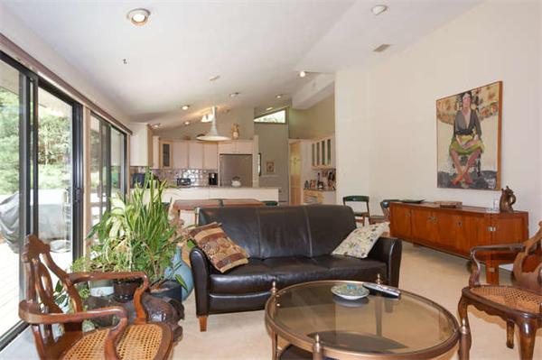 57 Eliot Hill Road Natick, MA 01760 - Photo 3 of 14 Gallery Image 3