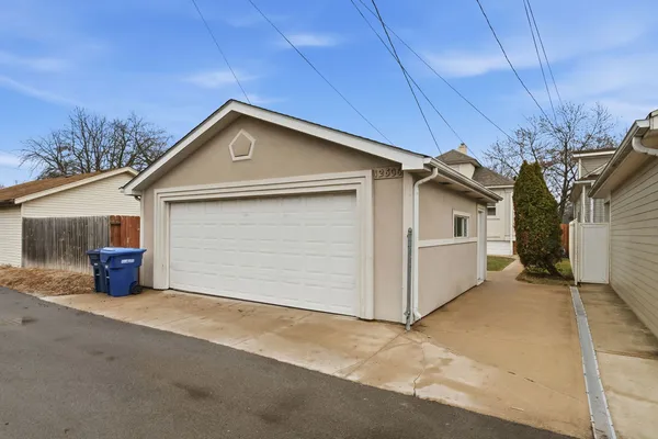 $275,000 | 12506 Elm Street, Blue Island, IL 60406