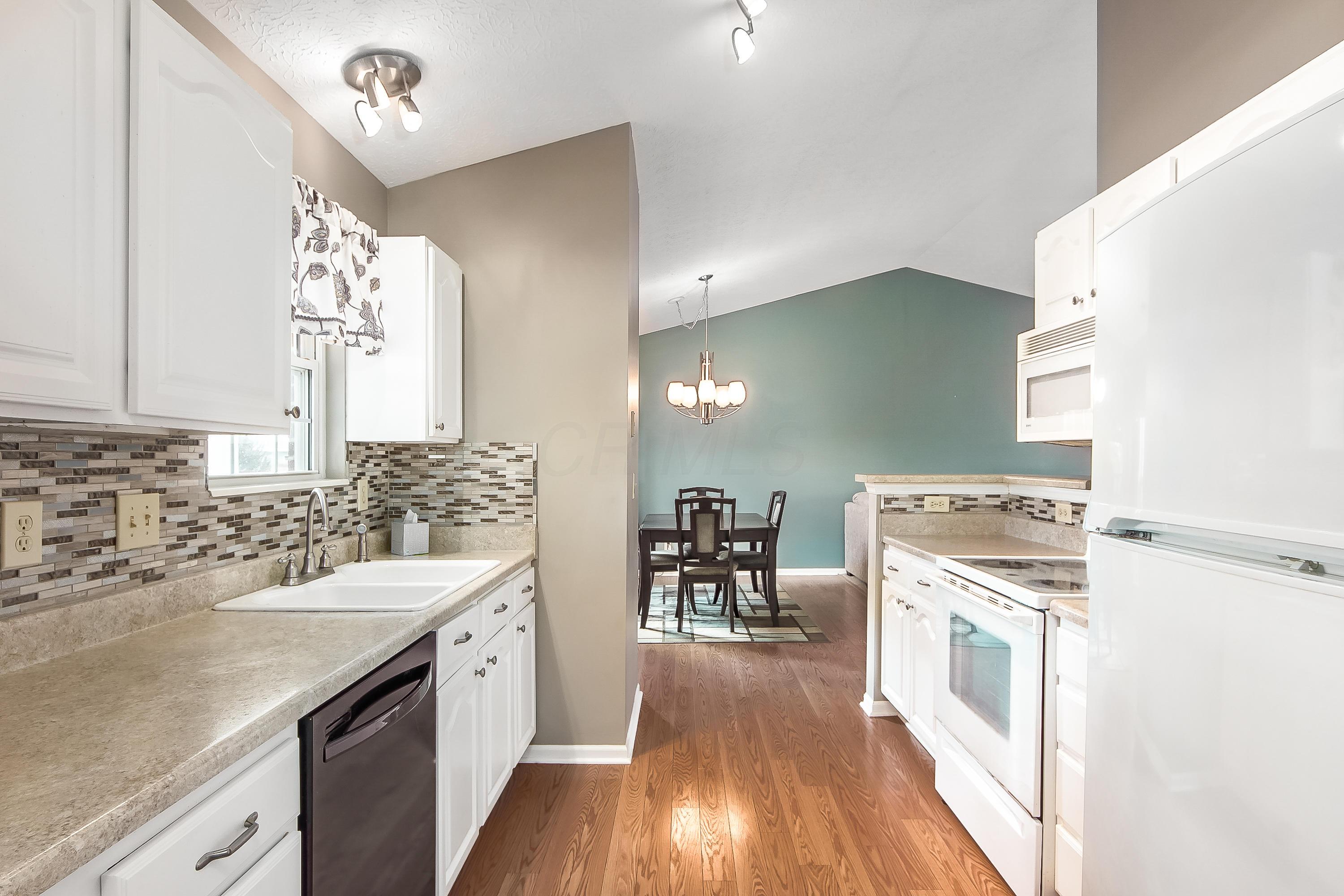 6076 Murphys Pond Road Canal Winchester, OH 43110 - Photo 5 of 22