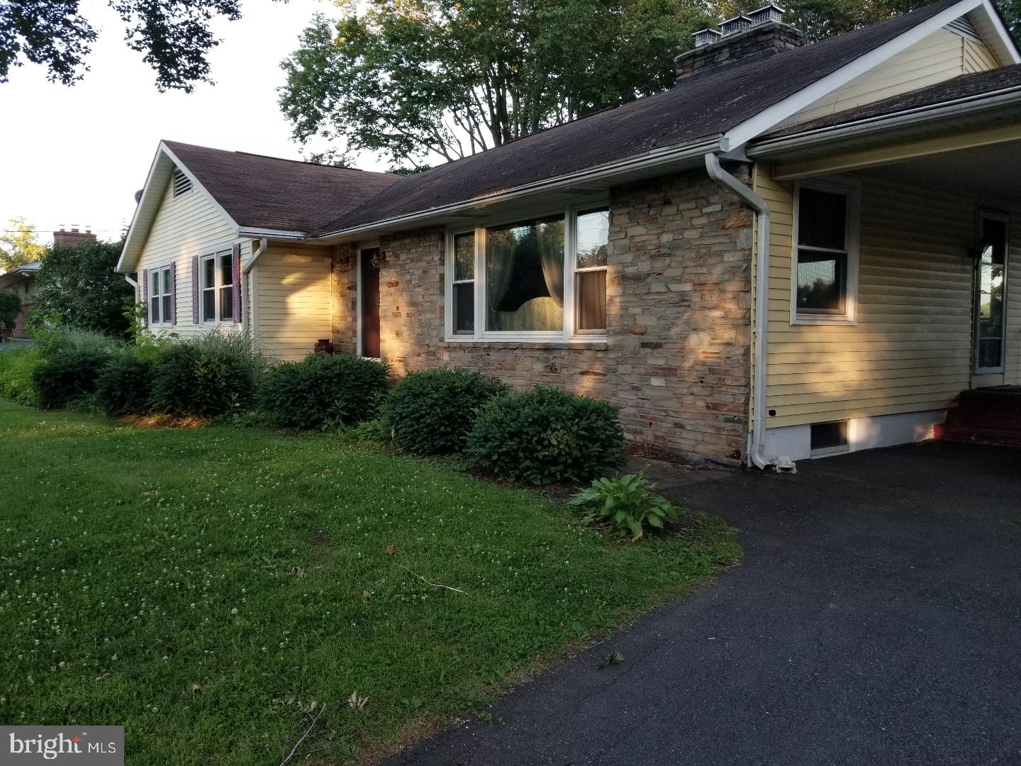 32 Federal City Road Ewing, NJ 08638 - Photo 2 of 29
