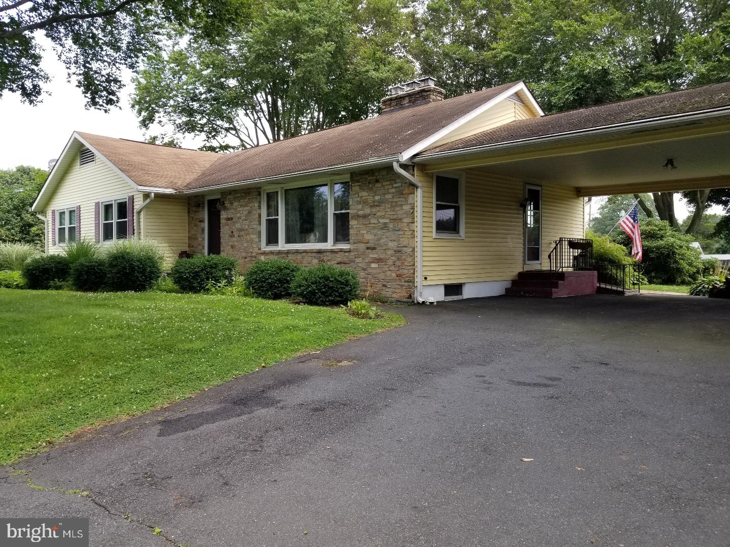32 Federal City Road Ewing, NJ 08638 - Photo 3 of 29