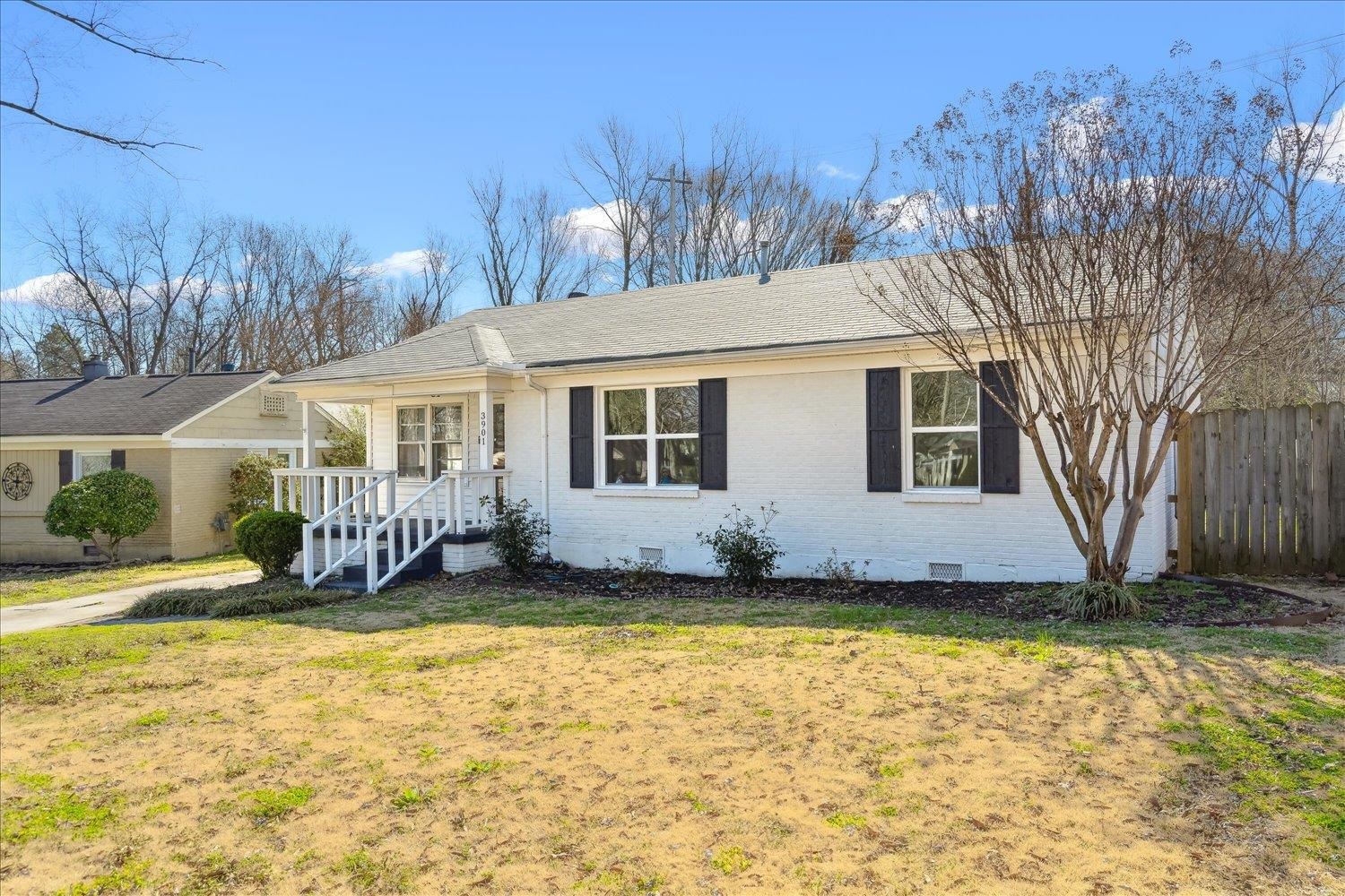 3901 Lytle Circle Memphis, TN 38122 - Photo 3 of 30 Ranch-style house featuring brick siding, a front lawn, fence, roof with shingles, and crawl space