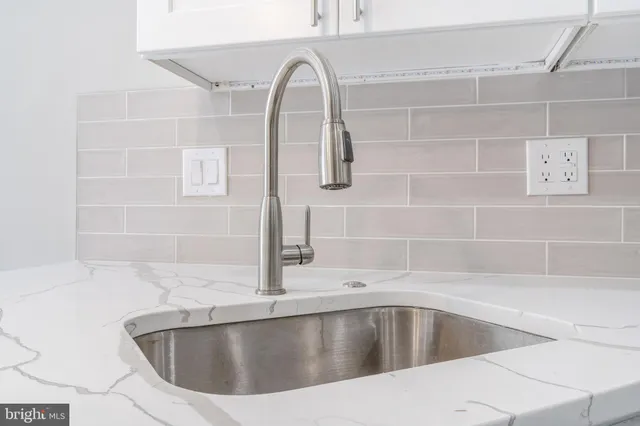 a close view of sink and tap