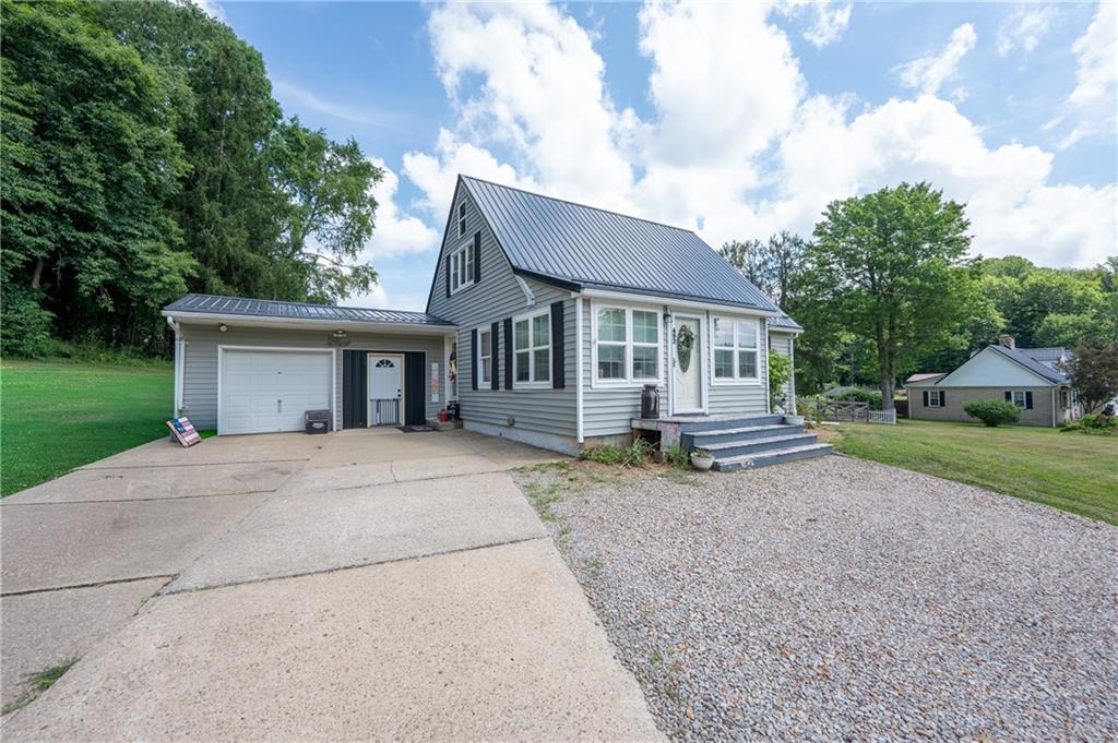 492 Mapletown Road Garards Fort, PA 15334 - Photo 1 of 26