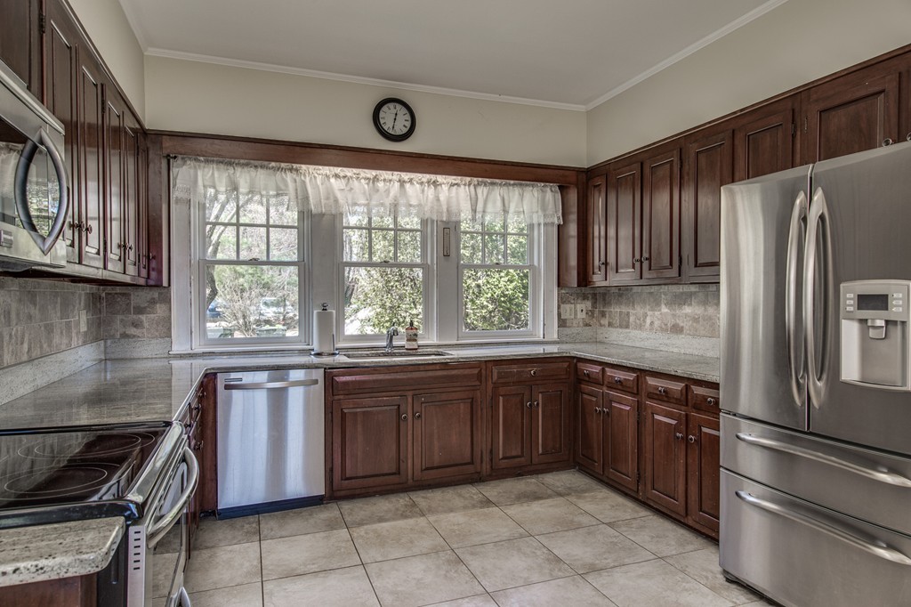 20 Souther Road Gloucester, MA 01930 - Photo 17 of 26