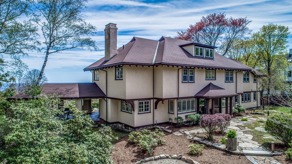 20 Souther Road Gloucester, MA 01930 - Photo 3 of 26