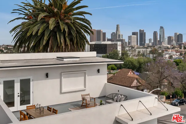 $9,000 | 2001 1/2 West Bellevue Avenue, Los Angeles, CA 90026