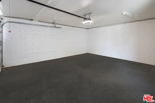 $9,000 | 2001 1/2 West Bellevue Avenue, Los Angeles, CA 90026