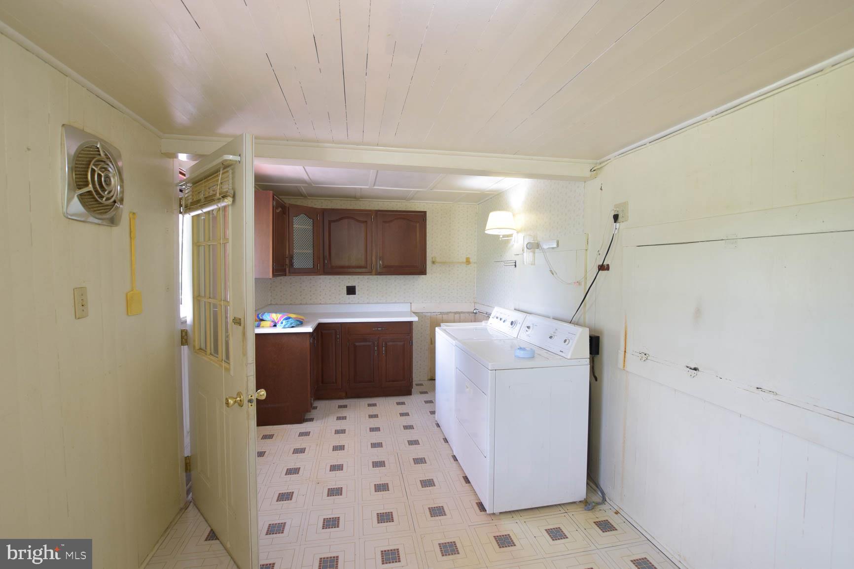 2335 Boteler Road Brownsville, MD 21715 - Photo 16 of 20 Laundry Room