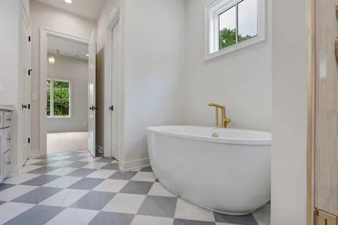 $1,750,000 | 2913 Vaulx Lane, Nashville, TN 37204