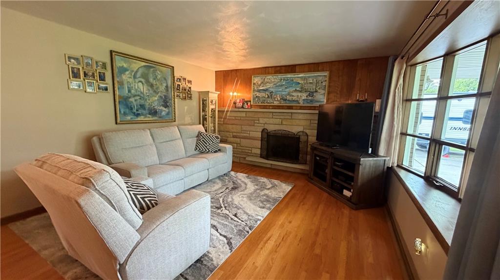 195 Donald Road Hermitage, PA 16148 - Photo 5 of 44