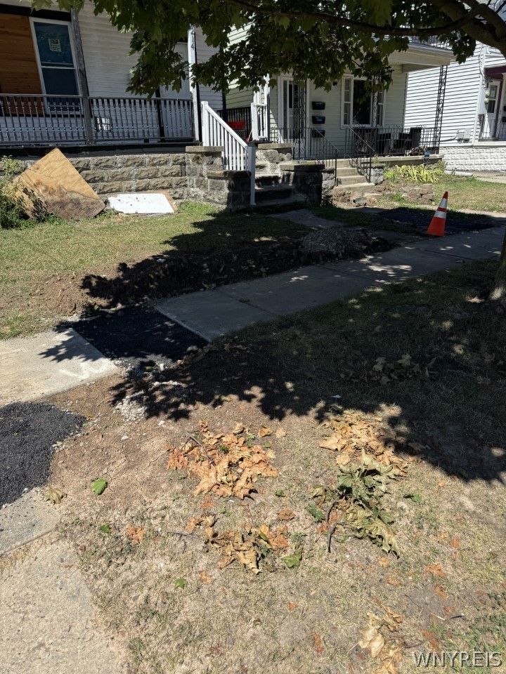 214 Rhode Island Street Buffalo, NY 14213 - Photo 4 of 23
