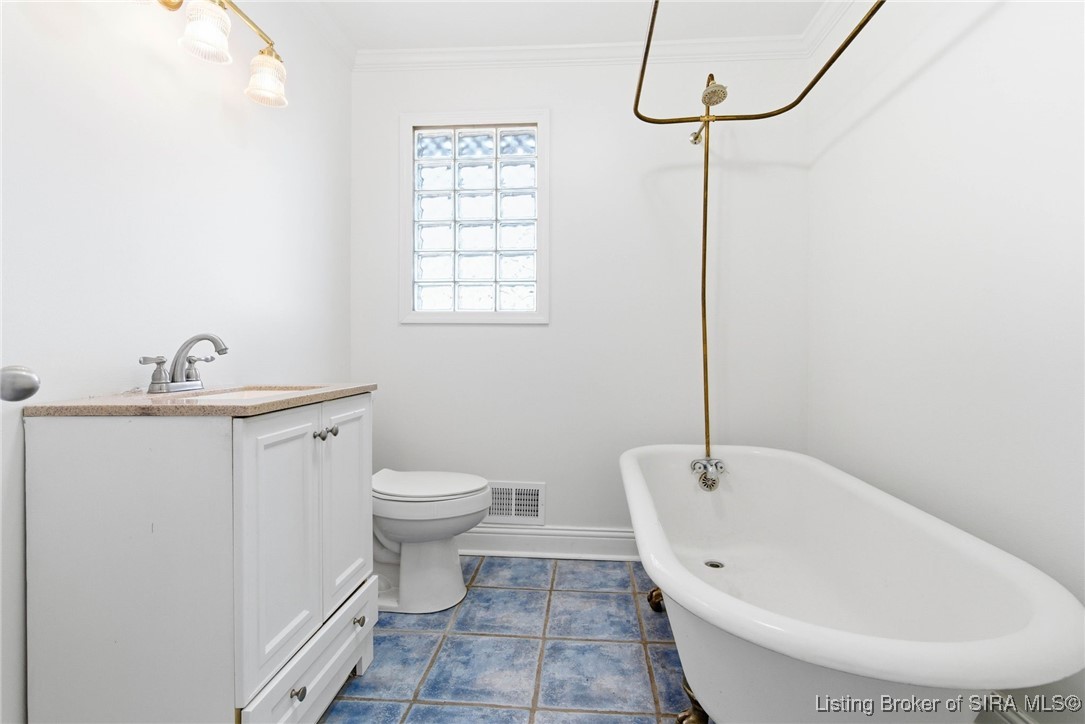 407 Hemlock Road Jeffersonville, IN 47130 - Photo 18 of 38