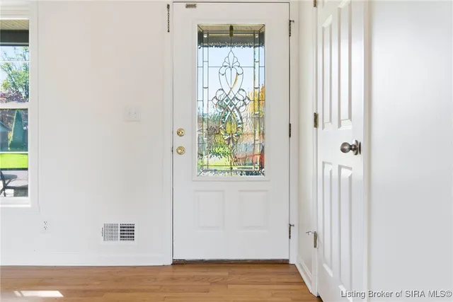 $294,900 | 407 Hemlock Road, Jeffersonville, IN 47130