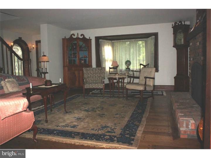 39 Wambold Road Green Lane, PA 18054 - Photo 5 of 22