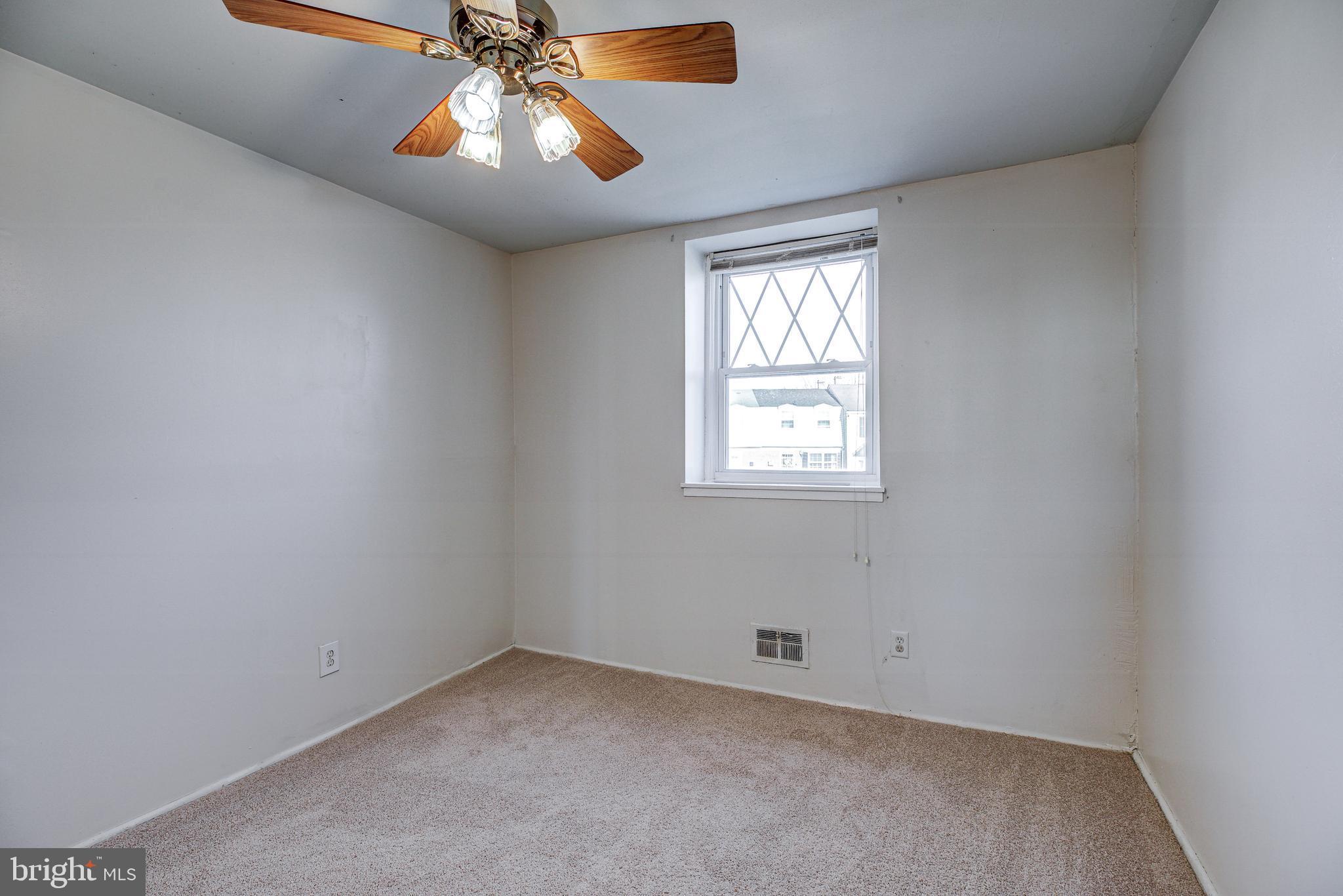 5268 Darien Road Baltimore, MD 21206 - Photo 16 of 36 Gallery Image 16