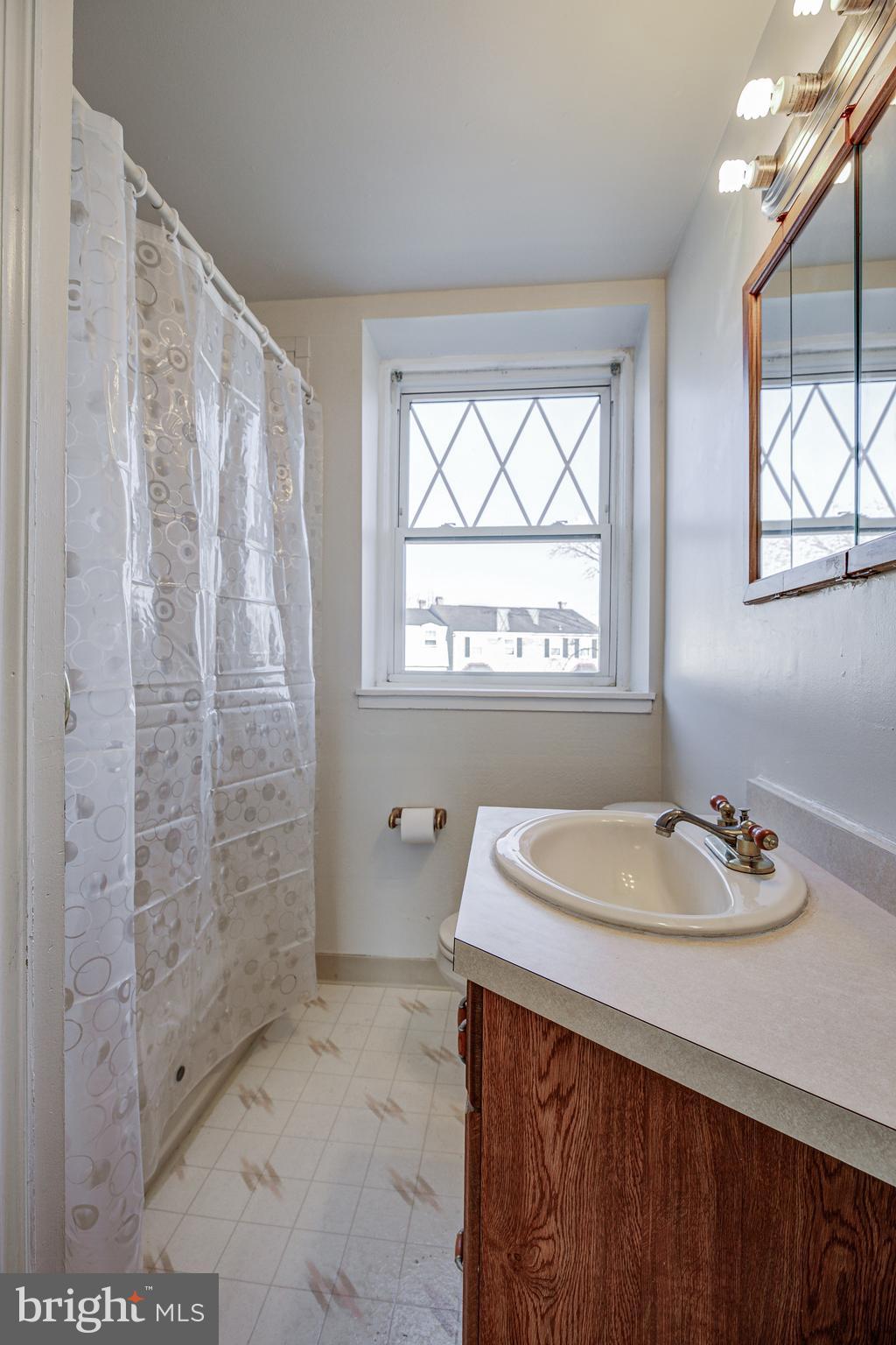 5268 Darien Road Baltimore, MD 21206 - Photo 19 of 36 Gallery Image 19