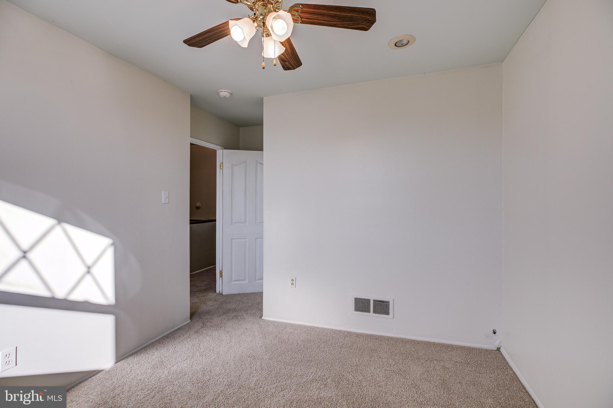 5268 Darien Road Baltimore, MD 21206 - Photo 22 of 36 Gallery Image 22