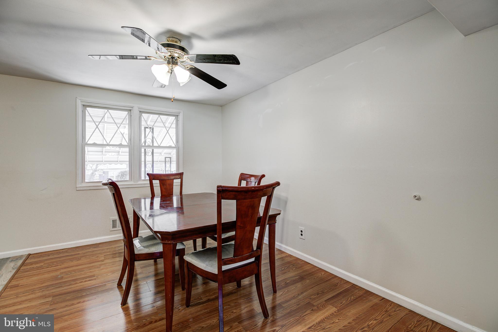 5268 Darien Road Baltimore, MD 21206 - Photo 10 of 36 Gallery Image 10