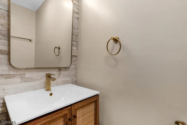 $500,000 | 79 Crane Street, Newark, NJ 07104