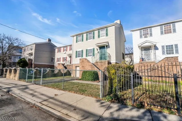 $500,000 | 79 Crane Street, Newark, NJ 07104
