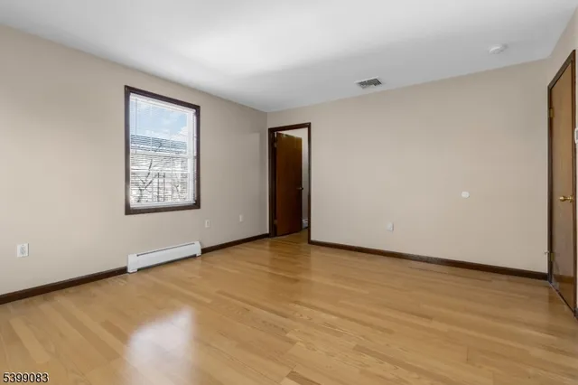 $500,000 | 79 Crane Street, Newark, NJ 07104