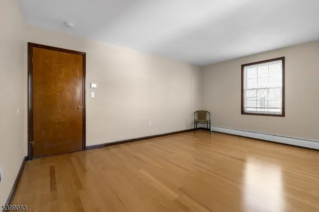 $500,000 | 79 Crane Street, Newark, NJ 07104