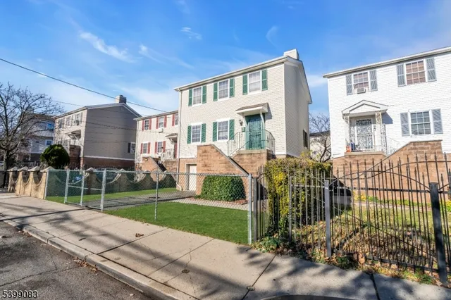 $500,000 | 79 Crane Street, Newark, NJ 07104