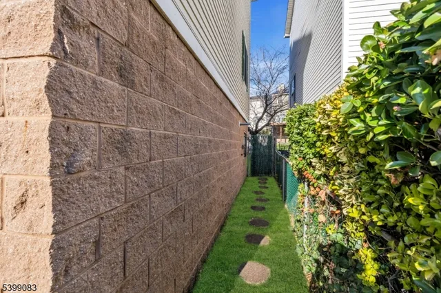 $500,000 | 79 Crane Street, Newark, NJ 07104