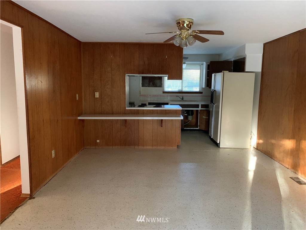 5404 West Highland Road Everett, WA 98203 - Photo 3 of 17